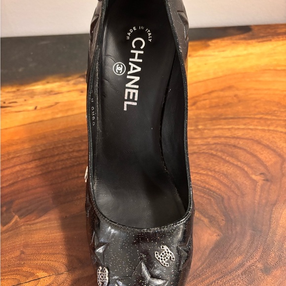 Chanel ‘Star Motif’ Pumps - Very Rare, Beautiful Near New Condition - Picture 9 of 11